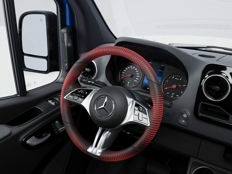 Il riscaldamento del volante per Mercedes-Benz eSprinter Autotelaio.