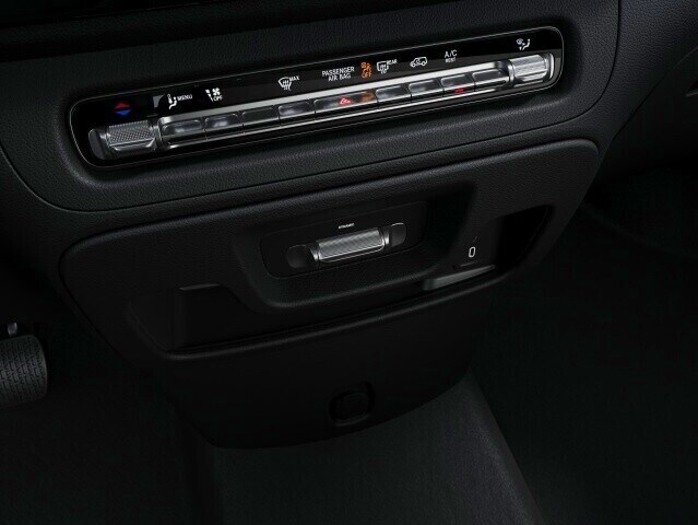 La climatizzazione a regolazione semiautomatica TEMPMATIC per Mercedes-Benz Vito.
