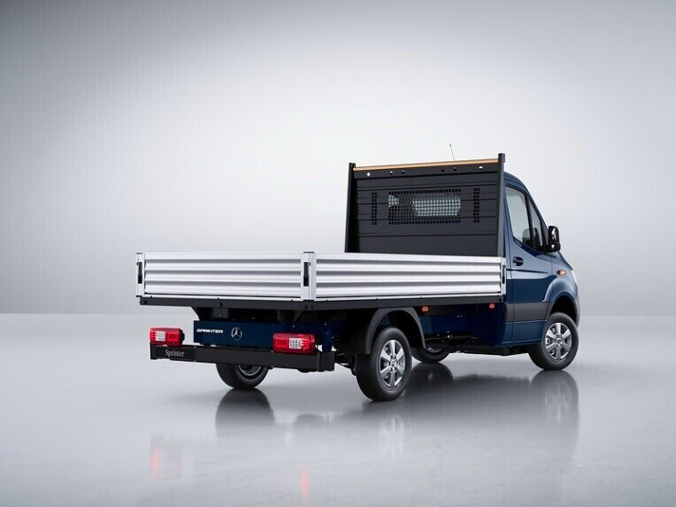 Il Mercedes-Benz Sprinter Autotelaio con trazione integrale 4x4 con Torque-on-Demand.