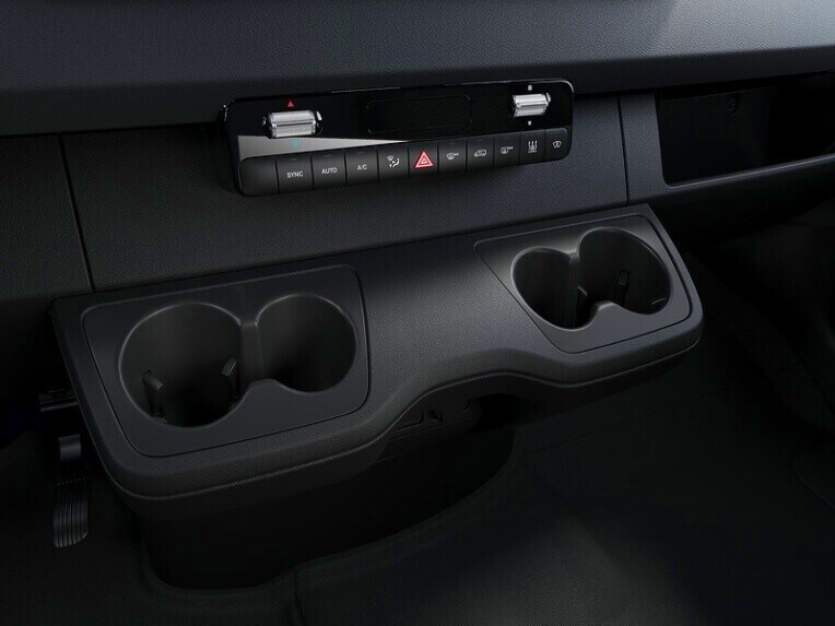 I comandi del riscaldamento supplementare elettrico ad aria calda del Mercedes-Benz Sprinter Autotelaio.