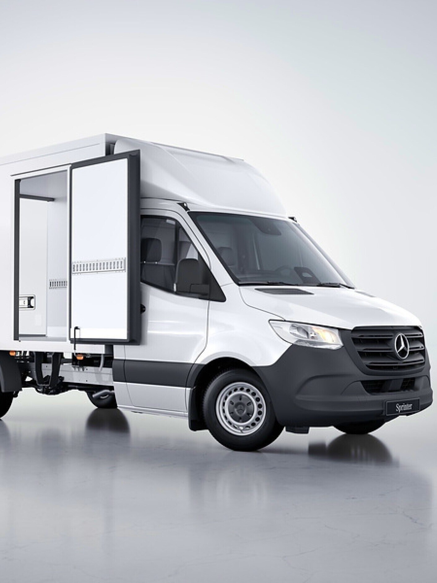 Il Mercedes-Benz Sprinter Autotelaio con una soluzione industriale VanSolution.