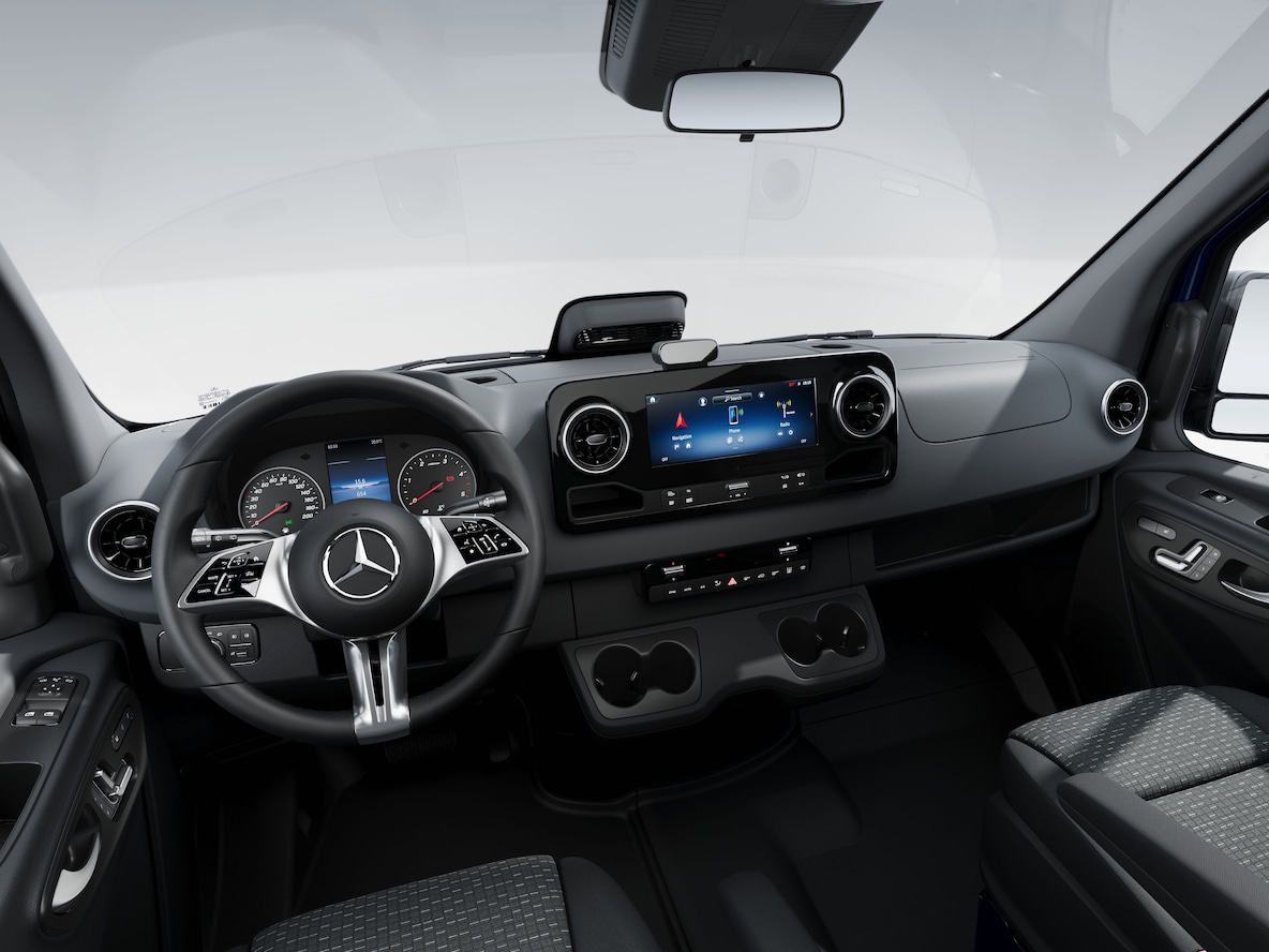La postazione di guida del Mercedes-Benz Sprinter Furgone.