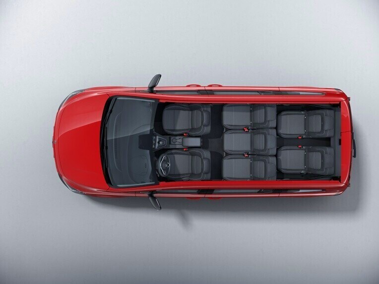 Il vano passeggeri di Mercedes-Benz Citan Tourer.