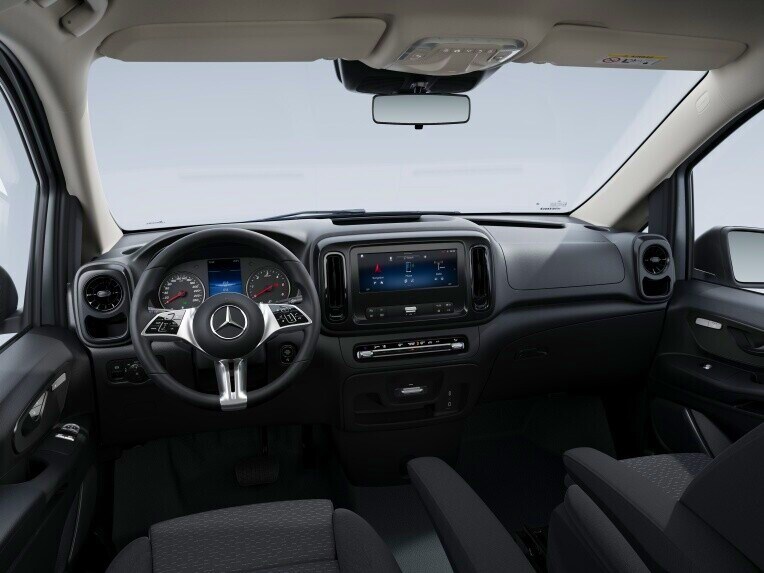 Il Vito Tourer PRO offre più comfort e funzionalità soprattutto sui lunghi tragitti.