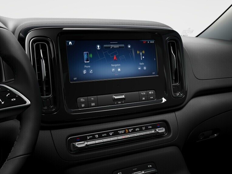 Risparmia tempo con la navigazione rapida su disco fisso e l’inserimento flessibile dei dati tramite touch control o immissione vocale.