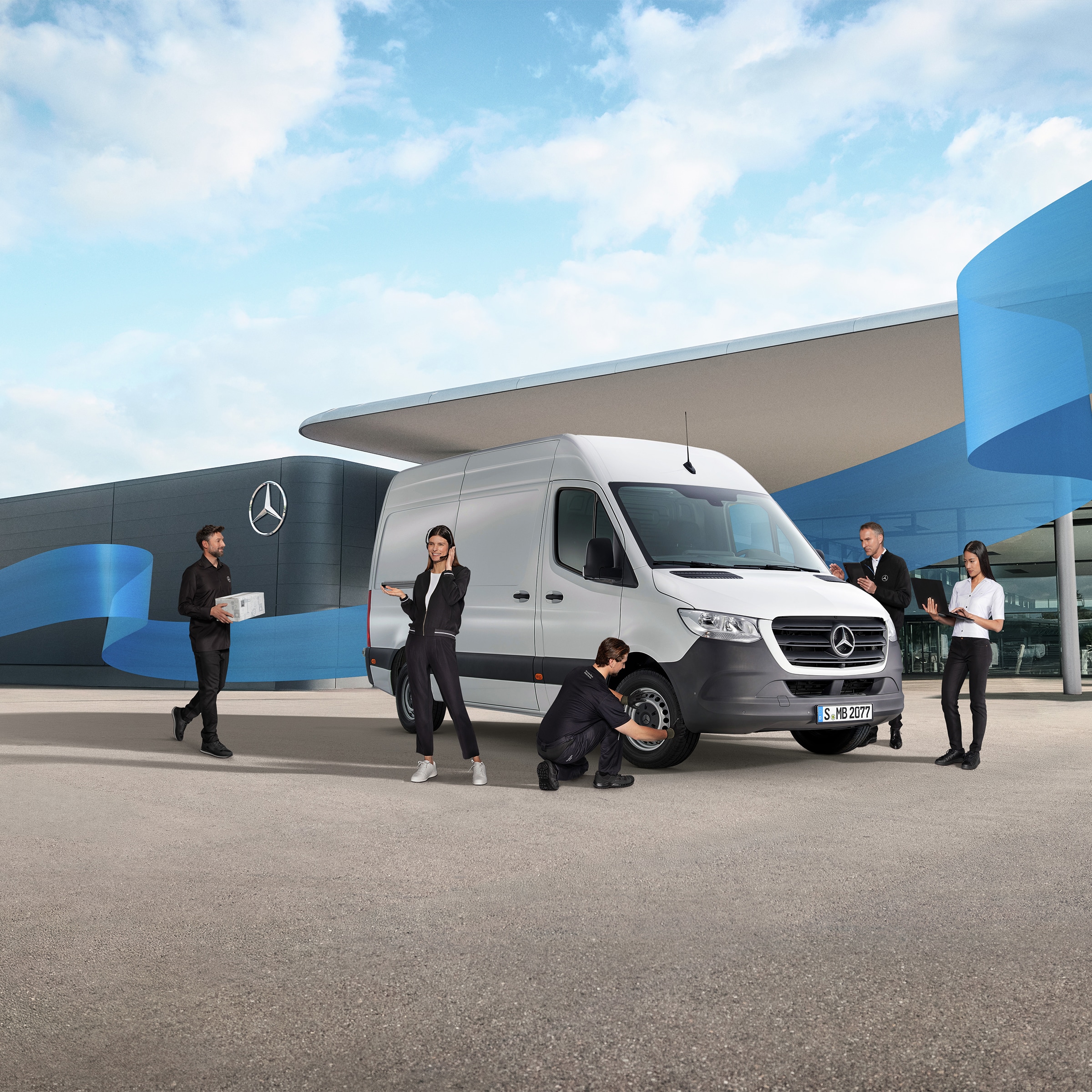 Costi contenuti | Modelli elettrici | Mercedes-Benz Servizio assistenza e supporto per il Mercedes-Benz Sprinter in un contesto moderno dedicato ai veicoli commerciali.