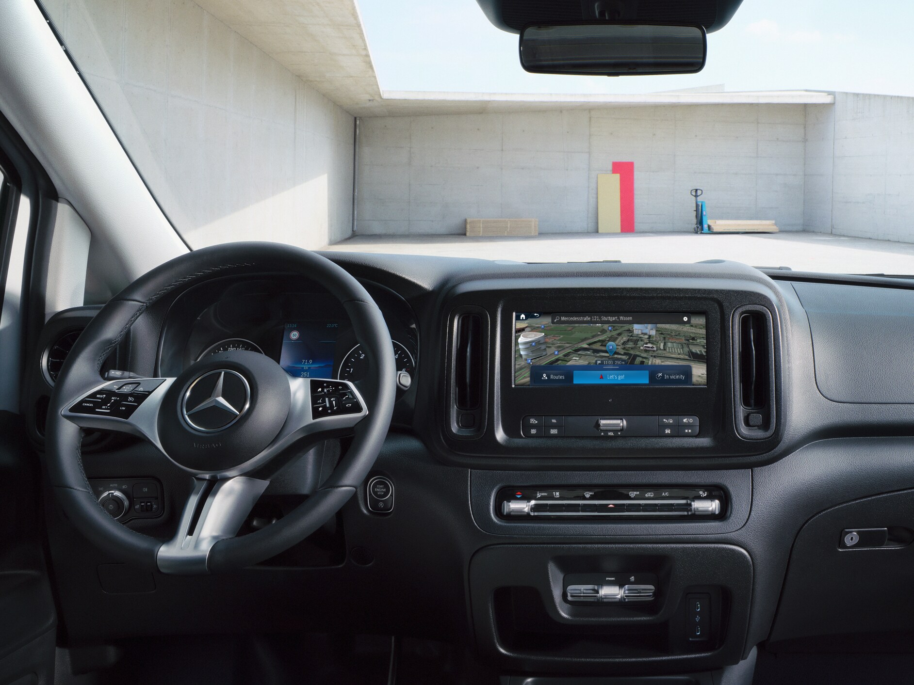 Il Digital Extra Navigazione per il parcheggio nel sistema multimediale MBUX di Mercedes-Benz Vito.