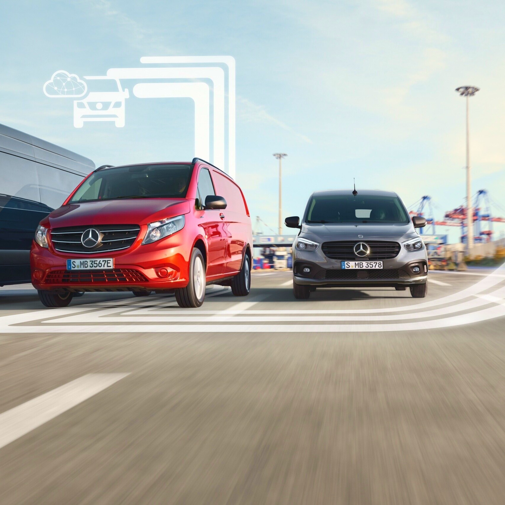 Scopri il mondo dei prodotti digitali per il tuo van Mercedes-Benz.