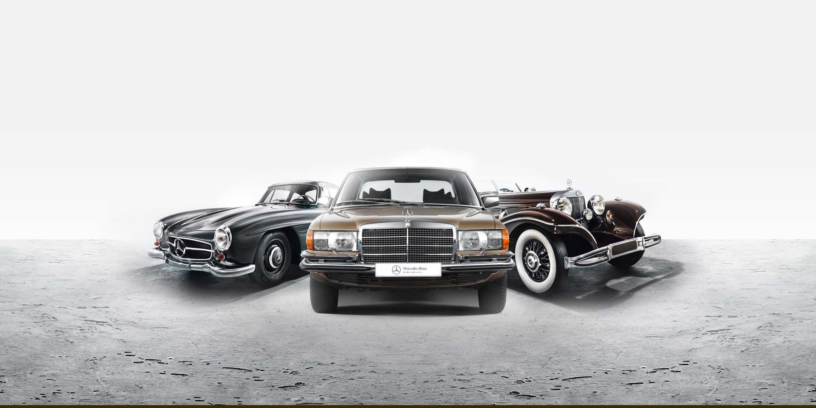 Classic | Mercedes-Benz Tre auto storiche Mercedes-Benz con vista frontale