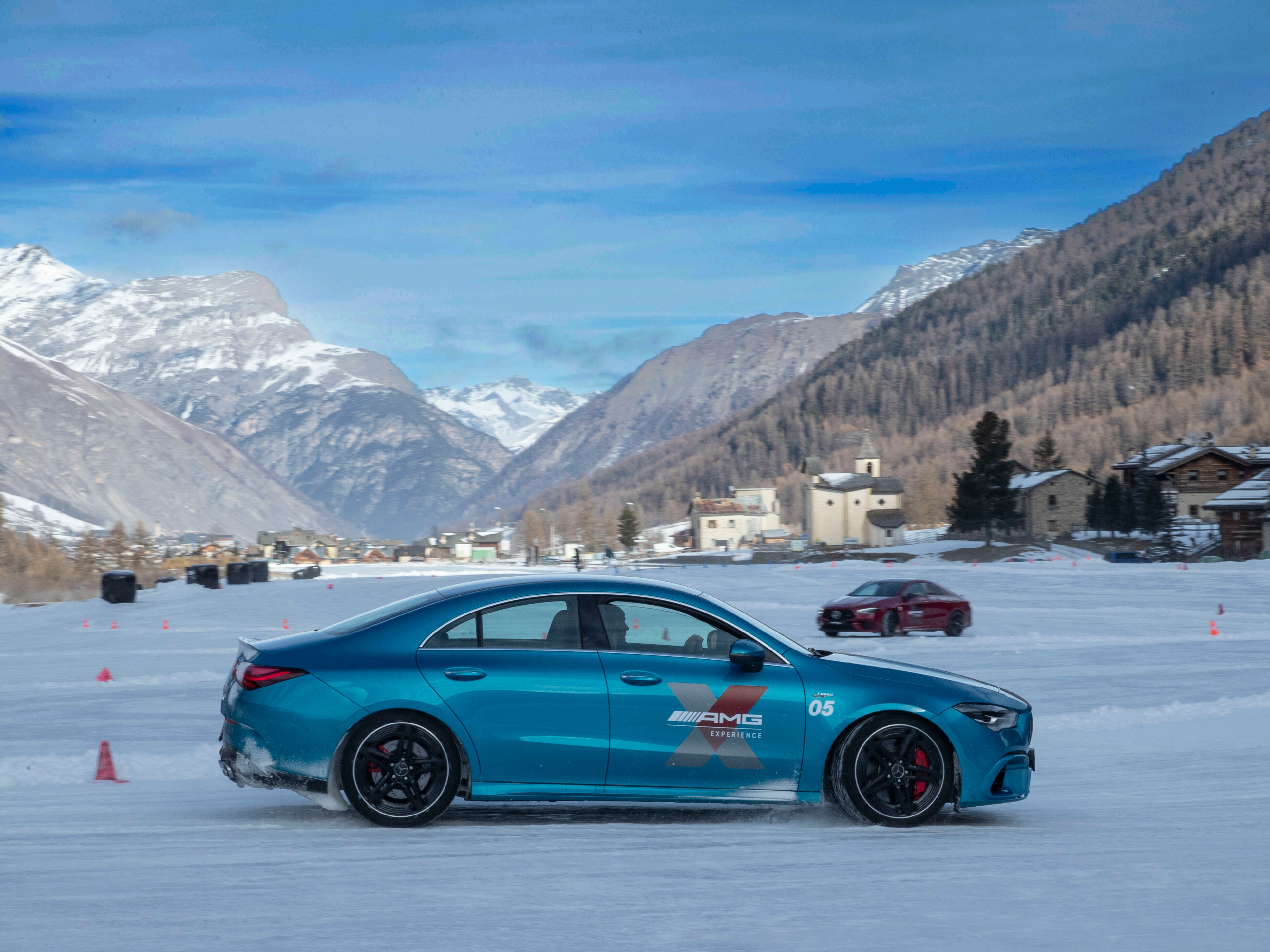 AMG Experience On Ice | Mercedes-Benz