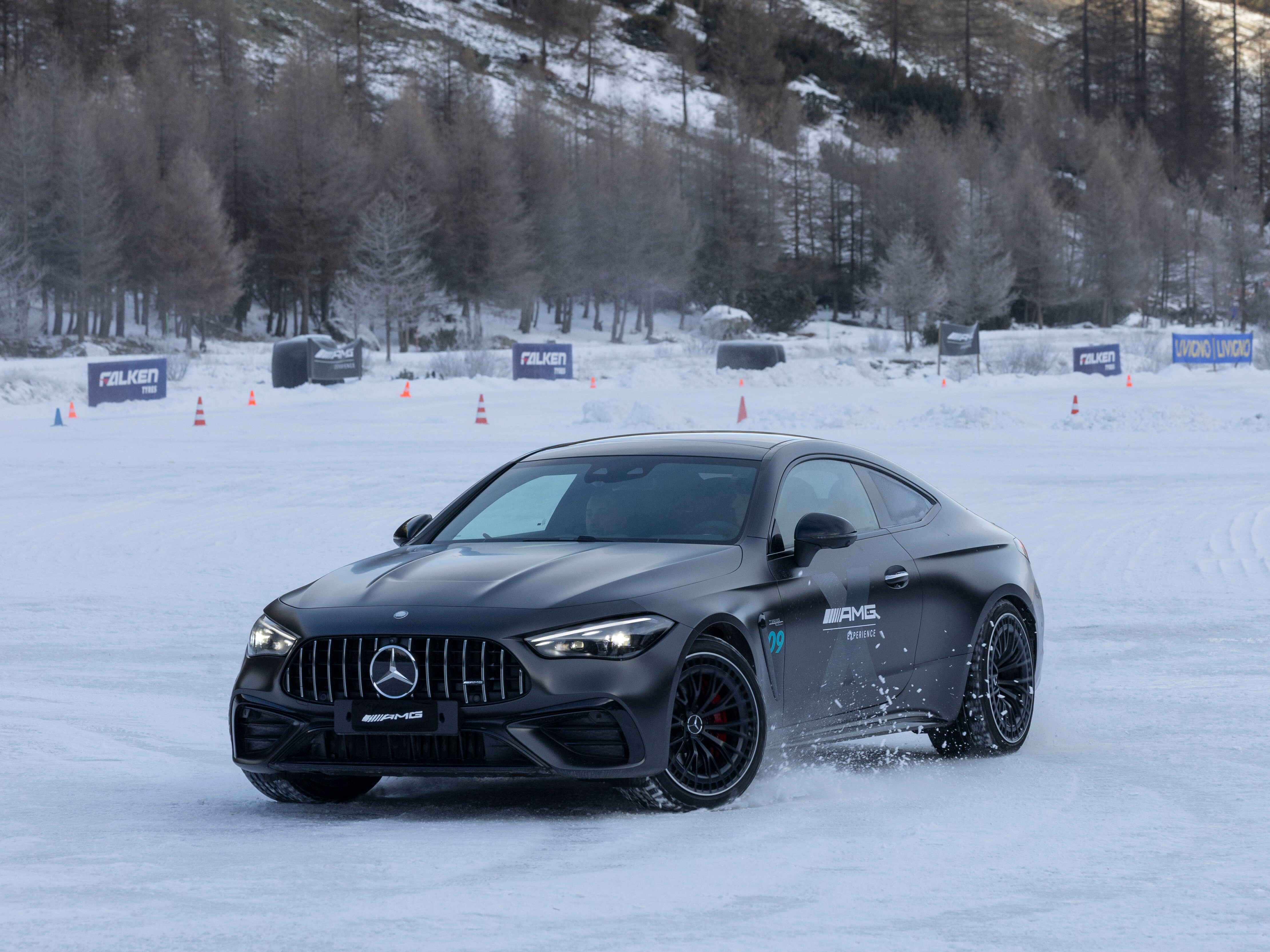 AMG Experience On Ice | Mercedes-Benz