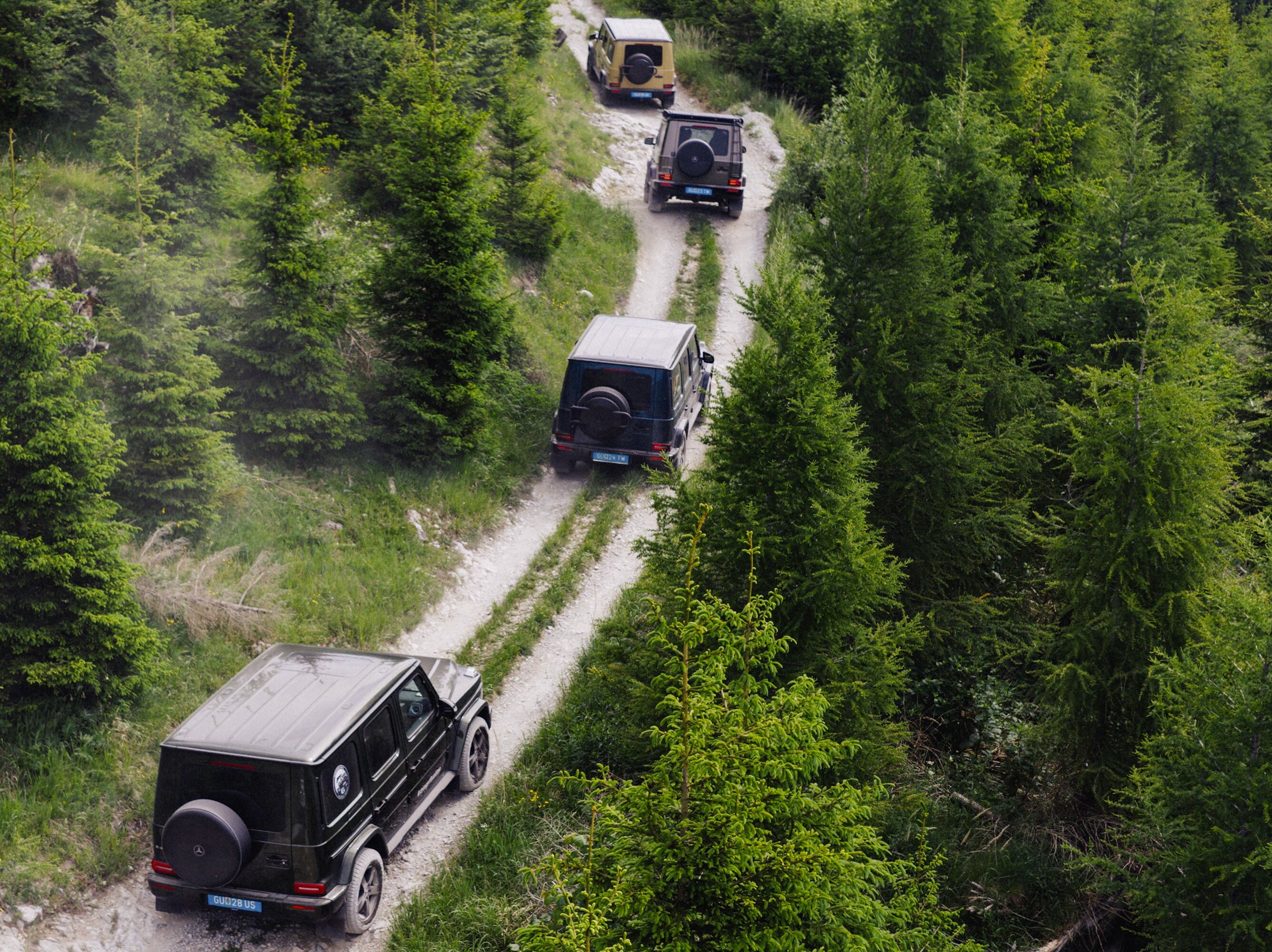 Classe G che affronta l'offroad