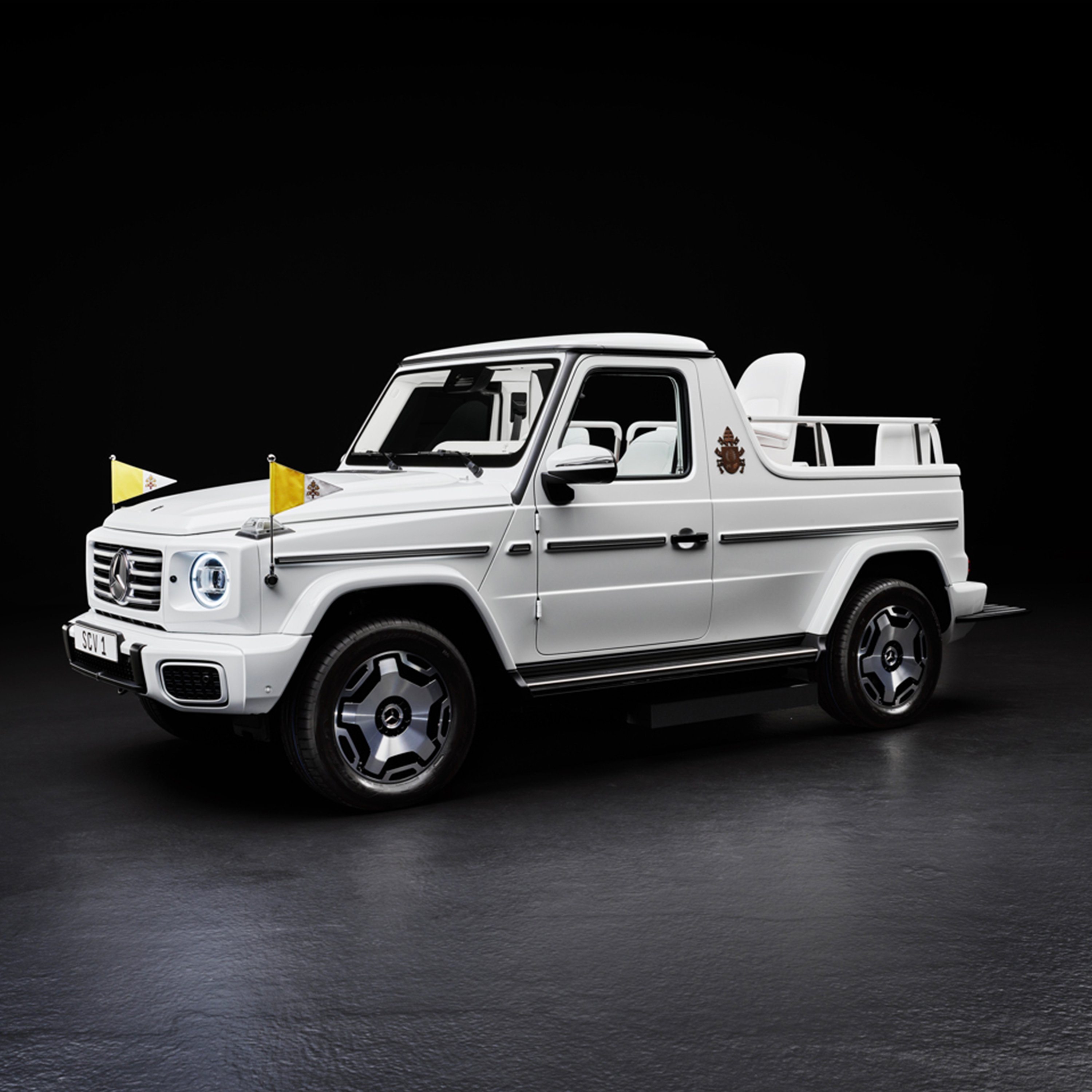 Claasse G Papamobile | Mercedes-Benz La Papamobile vista trequarti anteriore