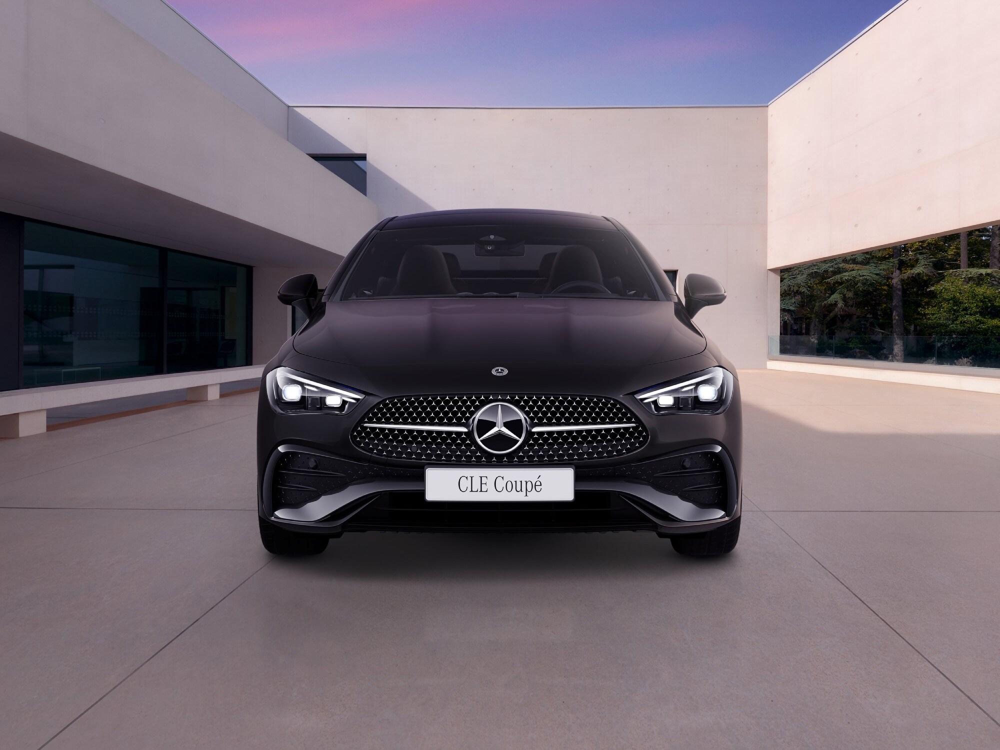 CLE Coupé Lifestyle Edition frontale in colorazione blu