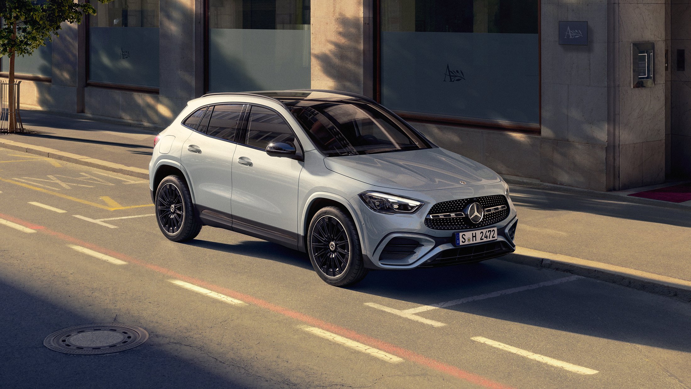 GLA Tribute Edition di colore grigio