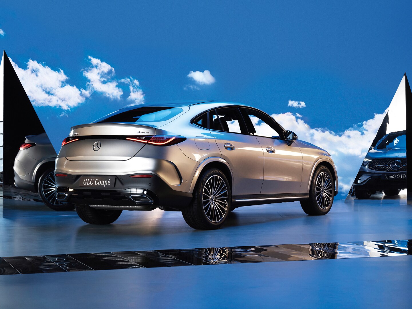 GLC Coupé vista trequarti posteriore