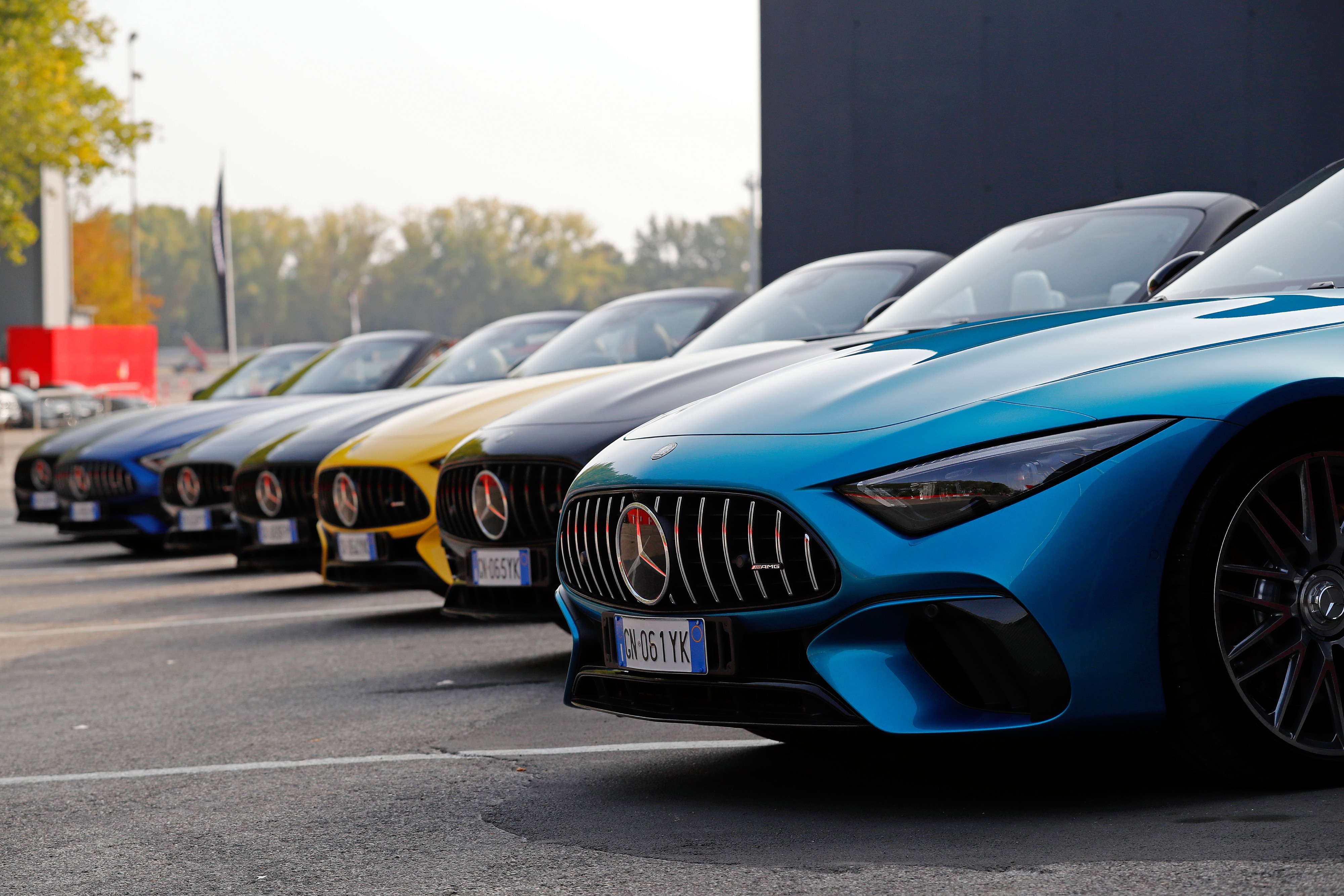 Mercedes-AMG Performance Day | Mercedes-AMG Una schiera di Mercedes-AMG