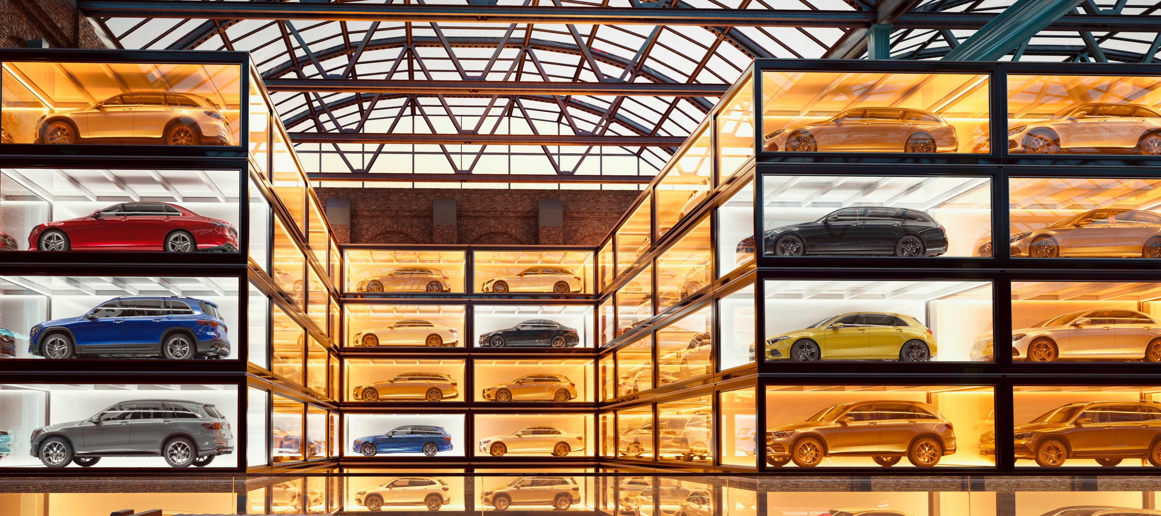 Offerte Finance | Mercedes-Benz Una vetrina con tante Mercedes-Benz