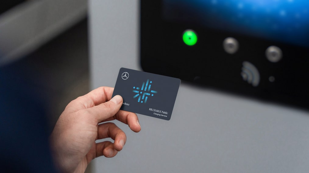 IONITY Unlimited per la Mercedes-Benz EQS Berlina.