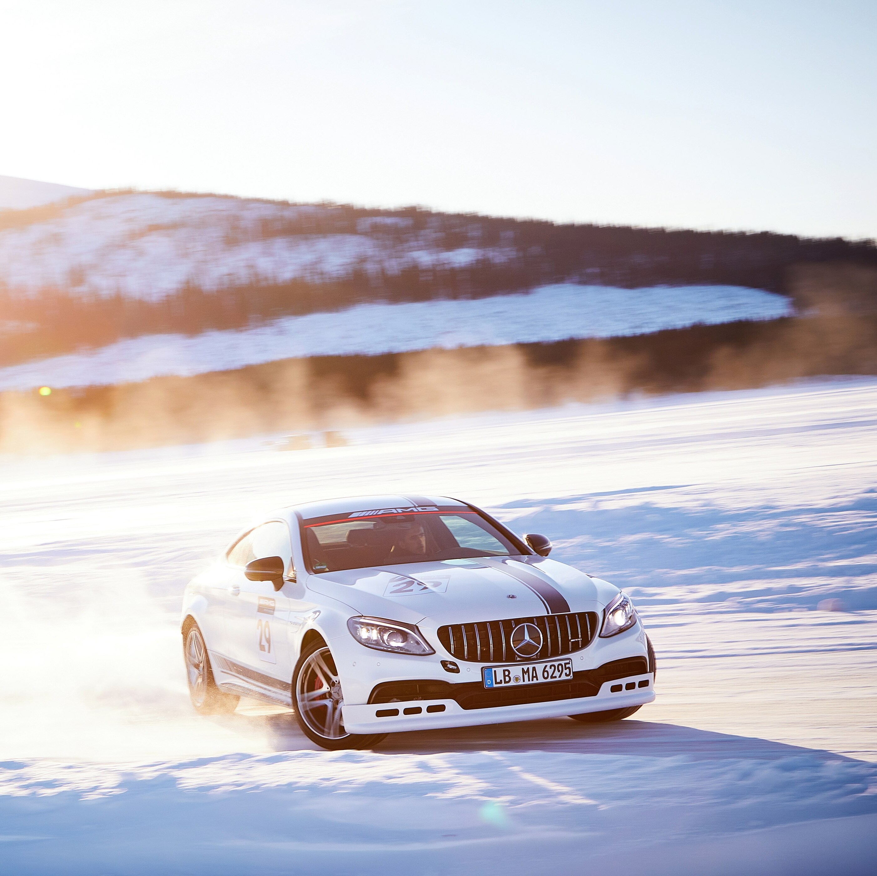 AMG Experience On Ice