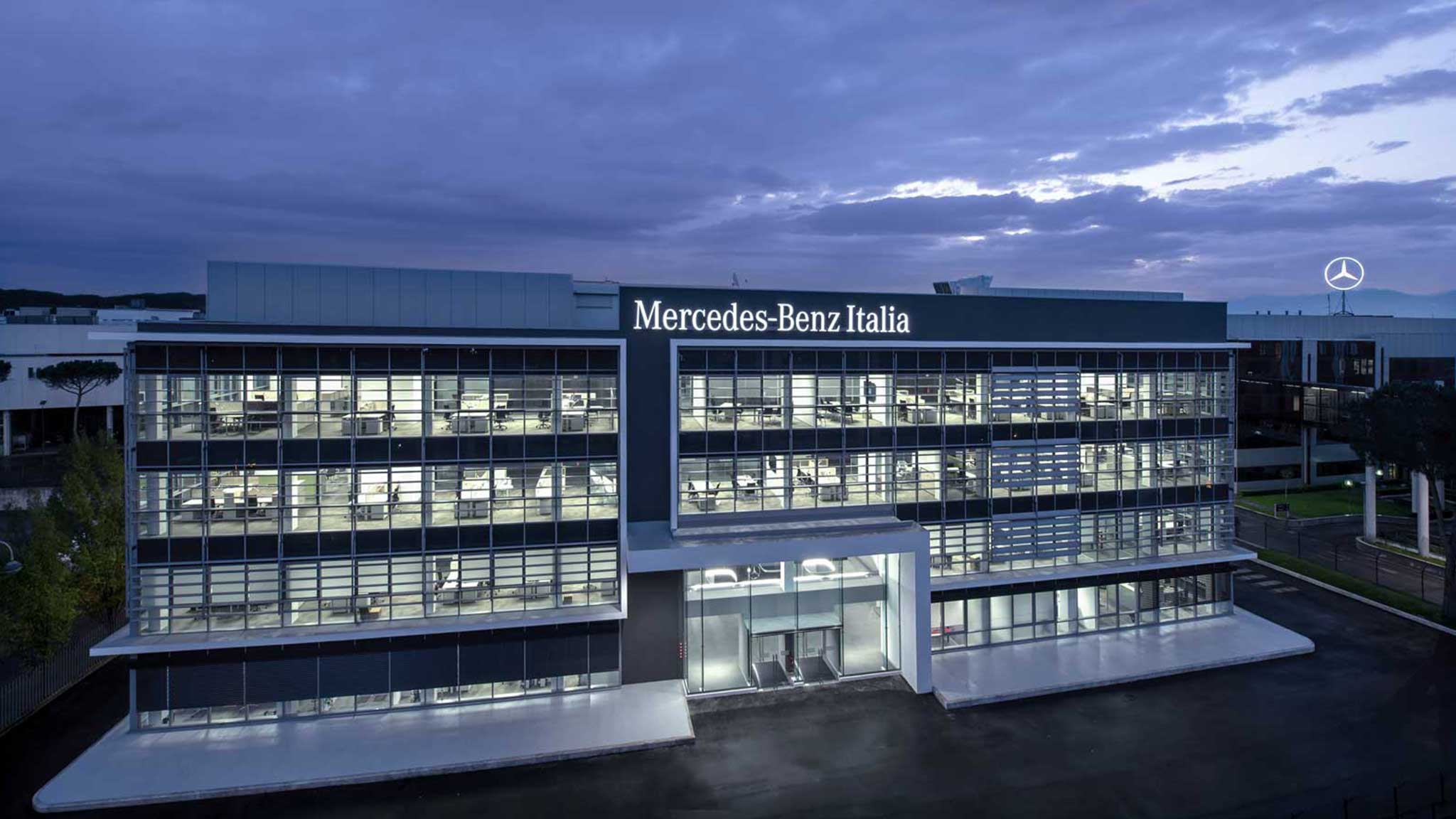Mercedez-Benz Italia Mercedez-Benz Italia