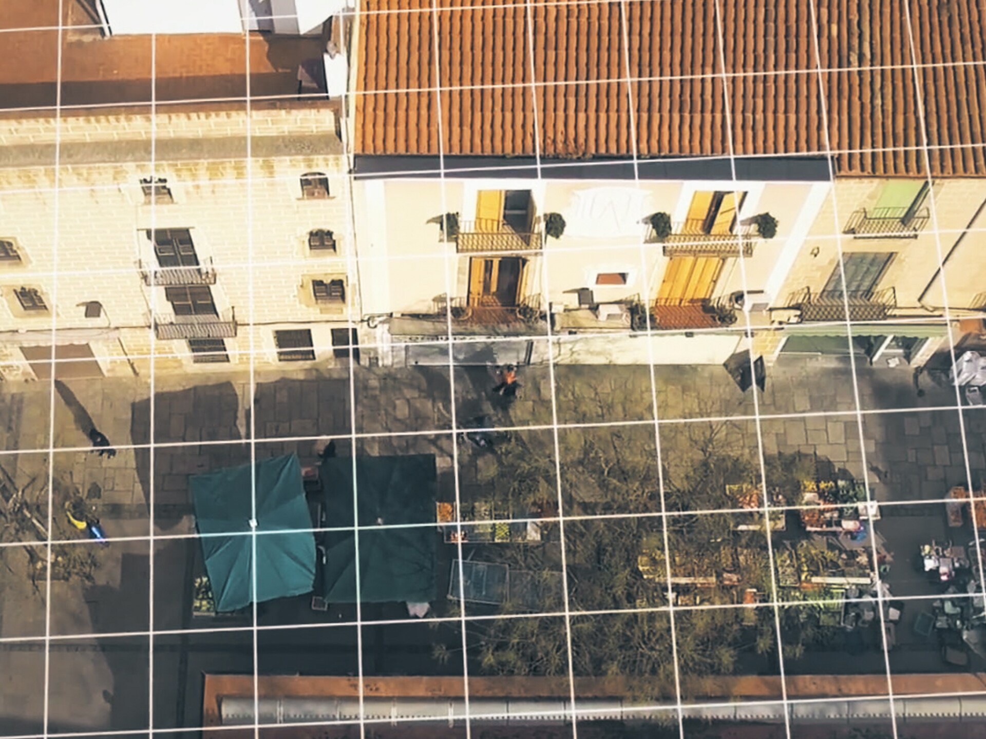 Immagine reticolata di una strada