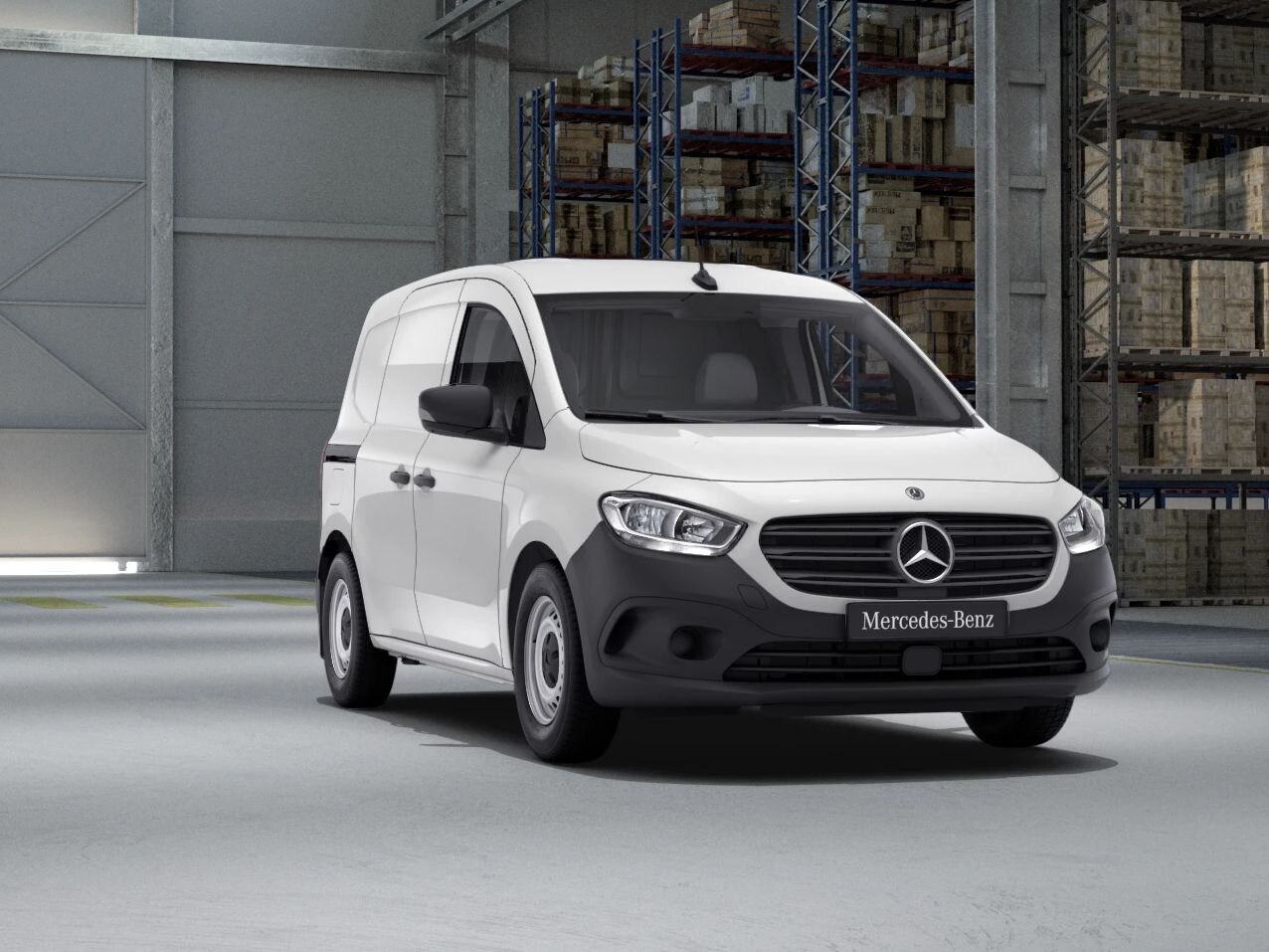 Citan 110 CDI Furgone Long di colore bianco dentro a un magazzino