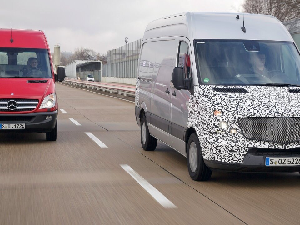 Blind Spot Assist con Rear Cross Traffic Alert